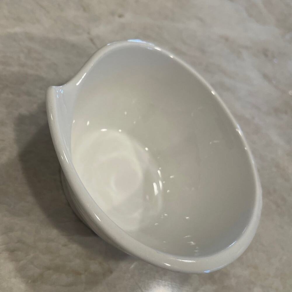 nambe’ “currents” white ceramic bowl